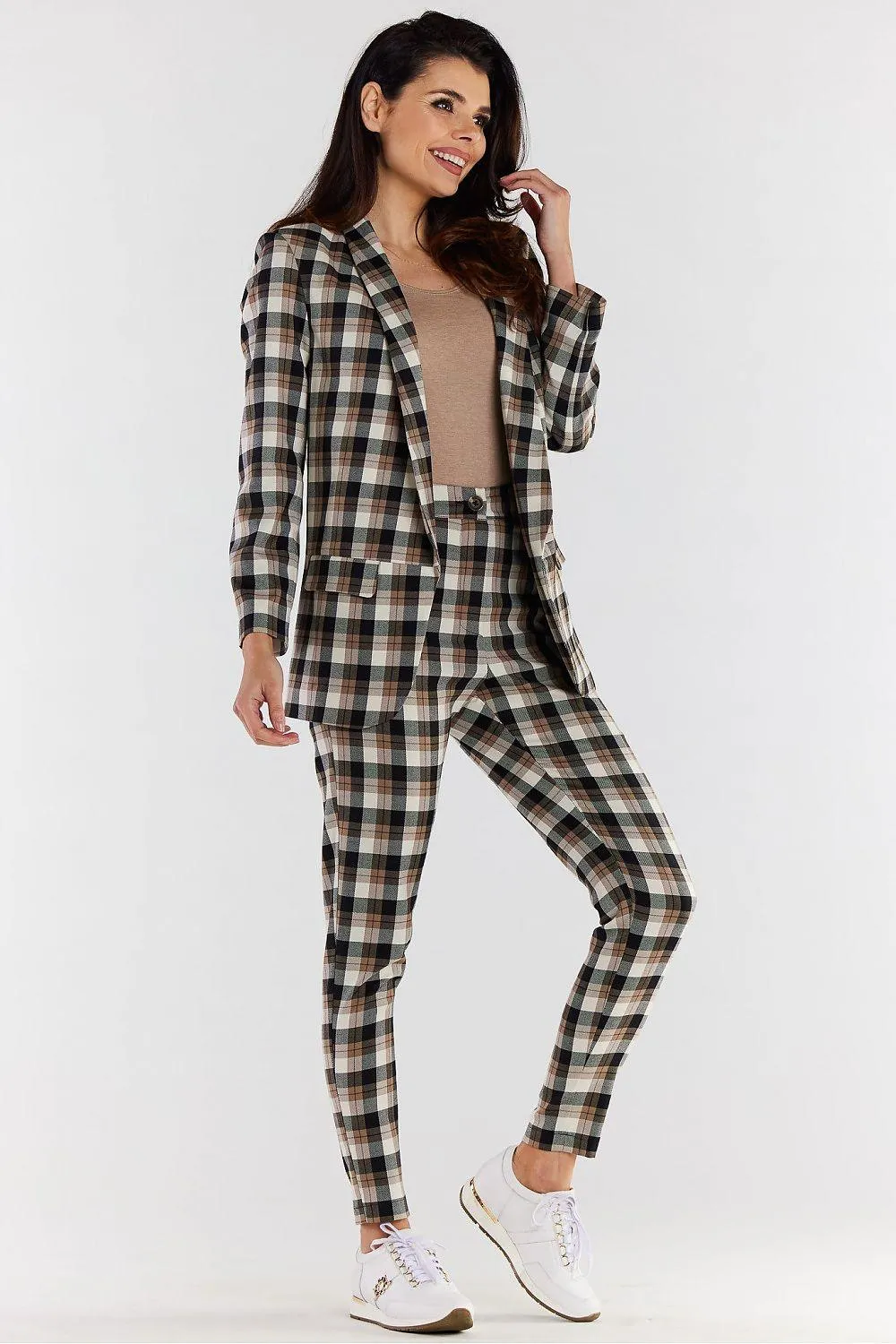 Chic High-Waisted Plaid Trousers Ensemble for Women