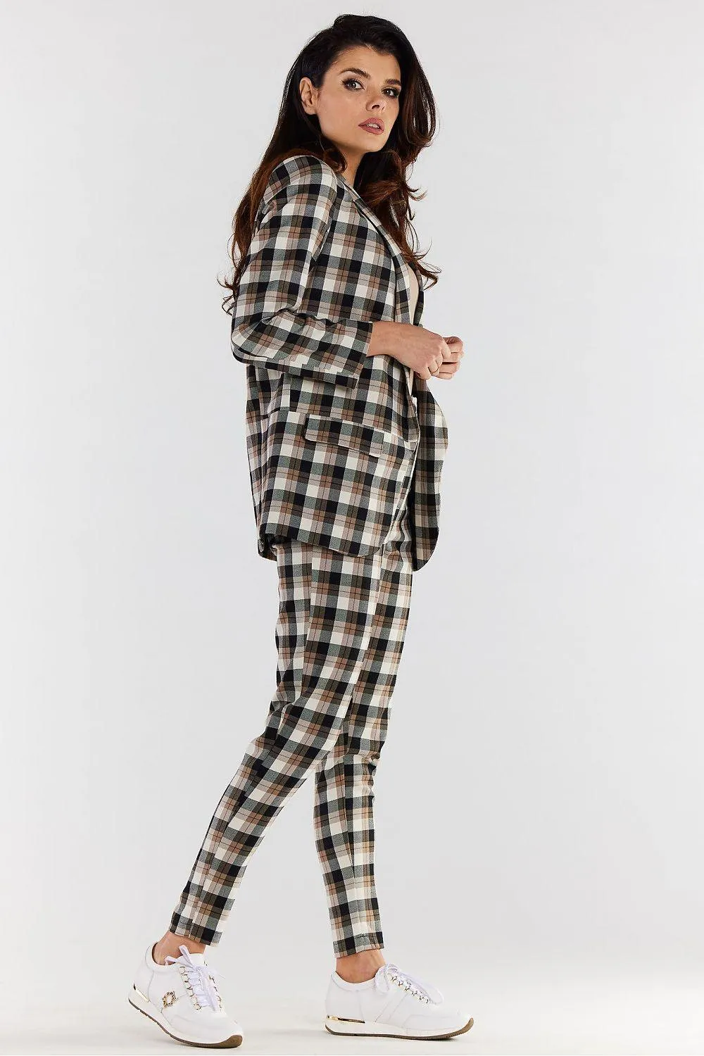 Chic High-Waisted Plaid Trousers Ensemble for Women