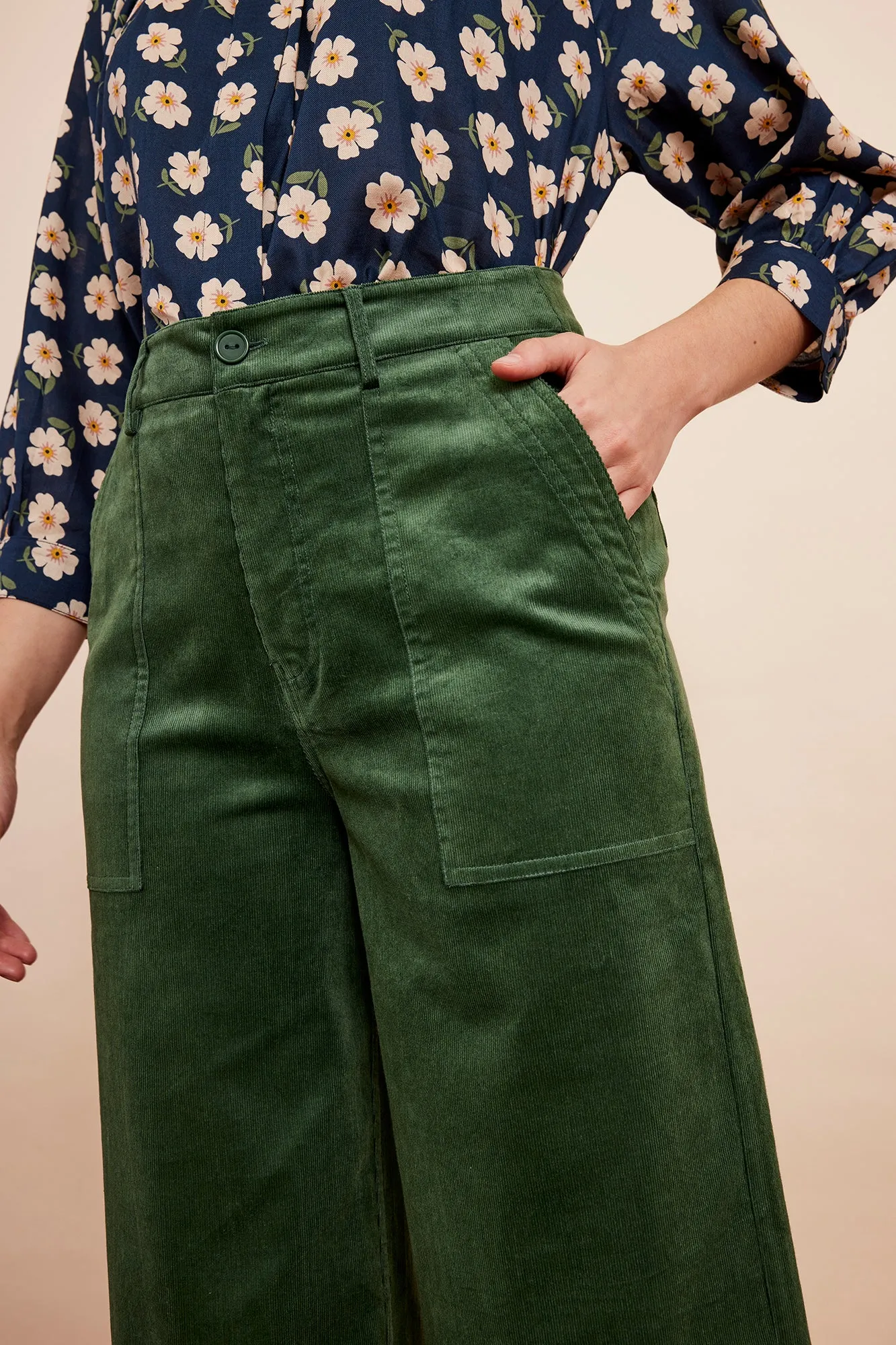 Nora Needlecord Forest Green Trouser Cropped