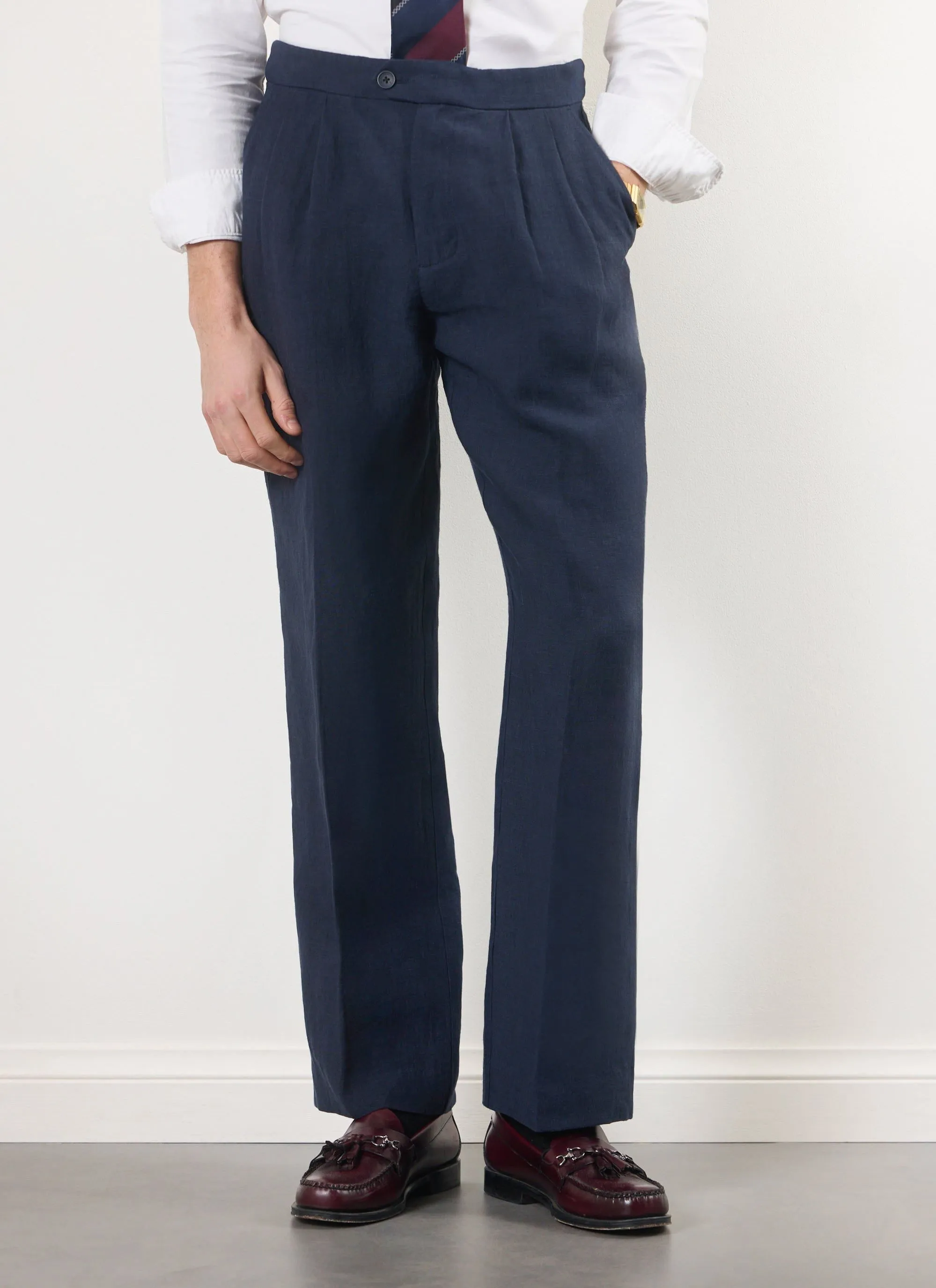 Pleated Tailored Trousers | Linen | Navy