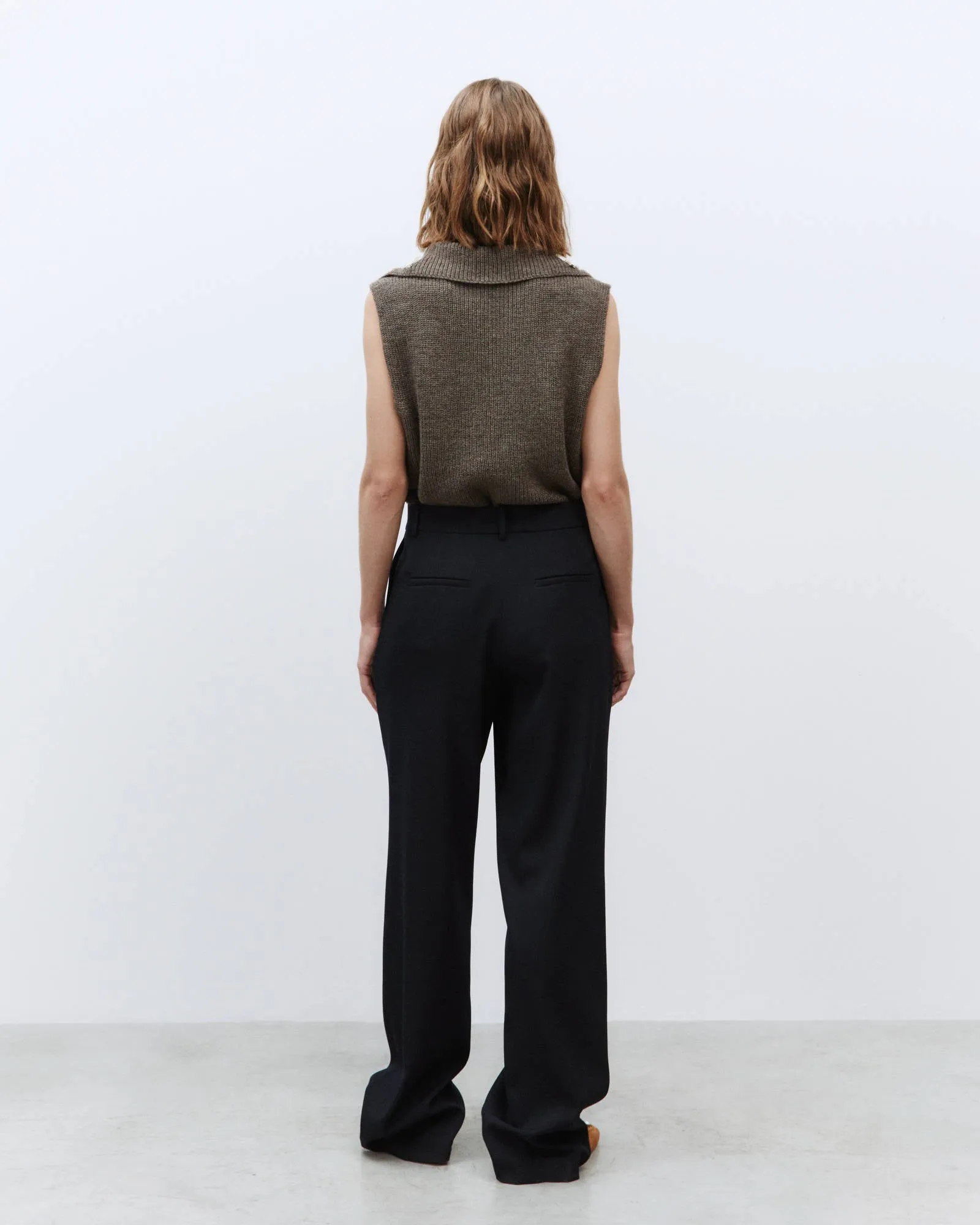 REGULAR TAILORED TROUSERS