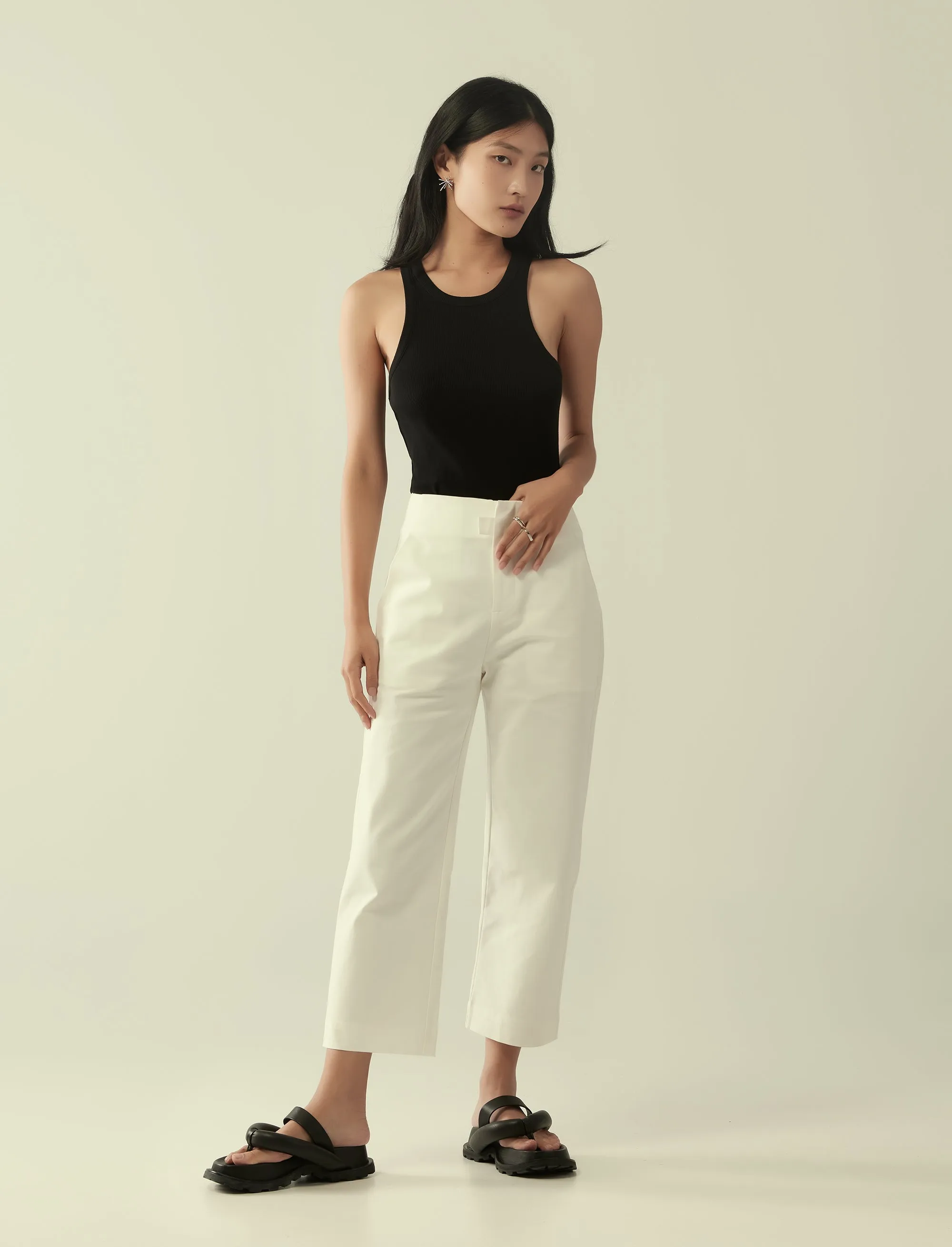 straight-cut high waisted trousers